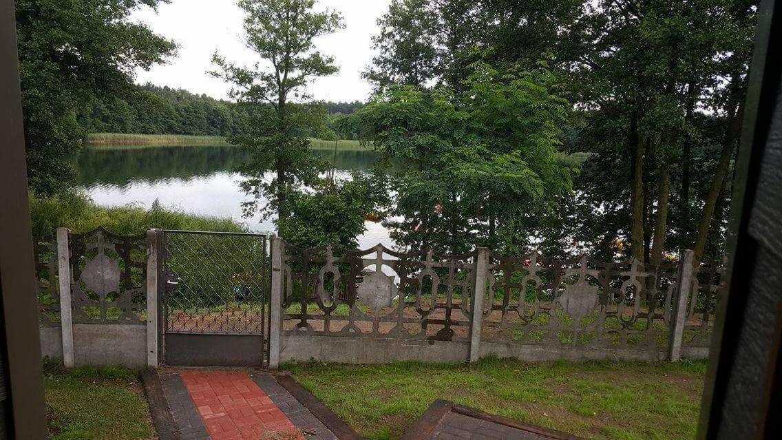 Domek Letniskowy Nad Jeziorem W Steszewku Steszewko Buitenkant foto